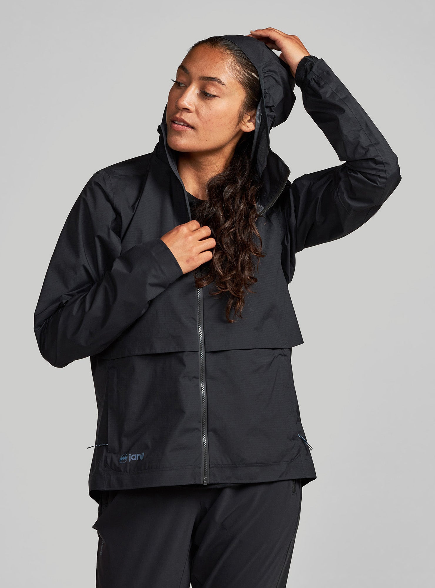 【最終値下】Jones jacket W's Rainrunner Pack Jacket 2.0 – Janji UK